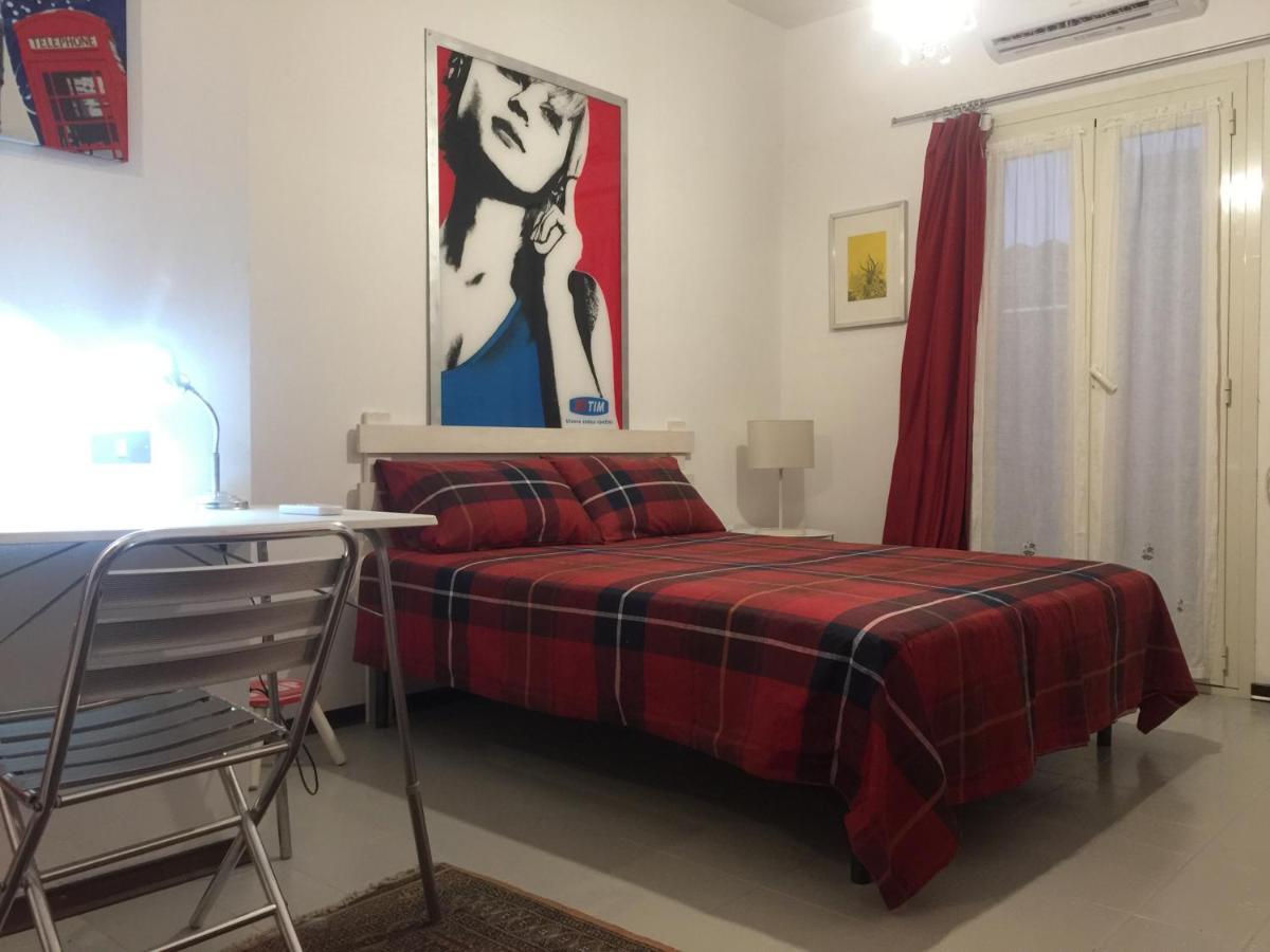 Short Let Hotel Olbia Buitenkant foto