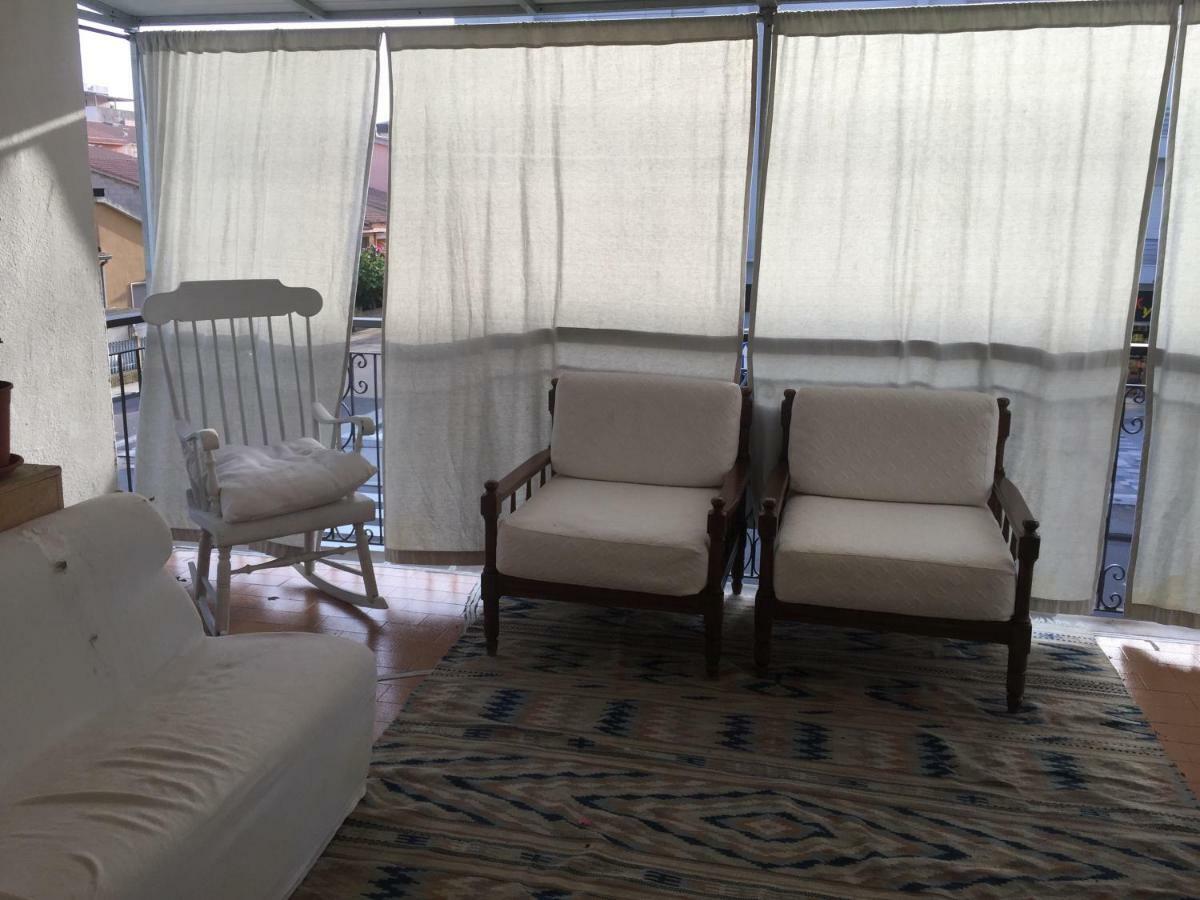 Short Let Hotel Olbia Buitenkant foto